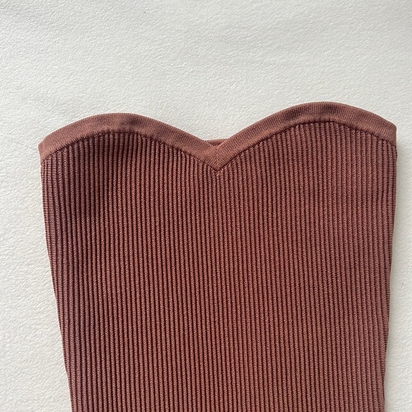 Aritzia babaton sculpt knit tube top - Picture 3 of 7